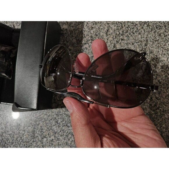 Givenchy SGV A13 0568 Sunglasses - Picture 3 of 6